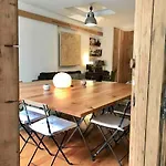 Lindo Loft In The Centre Of Lisbon, With Fireplace Lissabon
