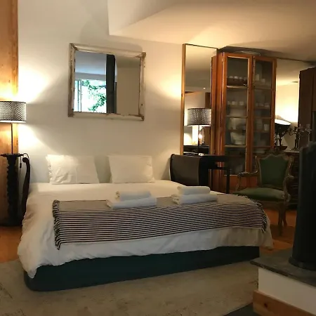 Lindo Loft In The Centre Of Lisbon, With Fireplace Apartment